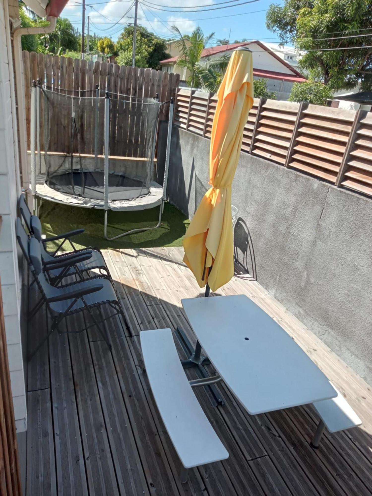 Bungalow Des Papayes 圣路易斯 外观 照片